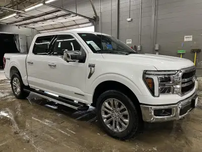 New 2025 Ford F-150 Lariat Crew Cab Truck for sale in St. Joseph MO