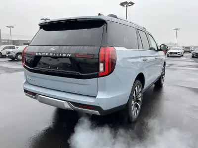 New 2025 Ford Expedition Platinum SUV/Crossover for sale in St. Joseph MO