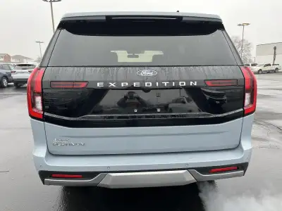 New 2025 Ford Expedition Platinum SUV/Crossover for sale in St. Joseph MO