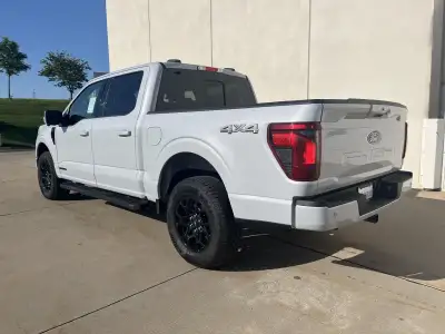 New 2025 Ford F-150 XLT Crew Cab Truck for sale in St. Joseph MO