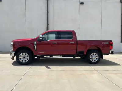 New 2026 Ford Super Duty F-350 Lariat Crew Cab Truck for sale in St. Joseph MO