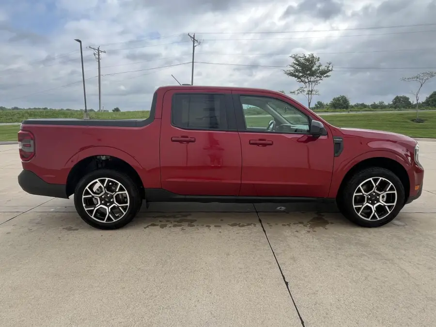 New 2026 Ford Maverick for sale in St. Joseph MO