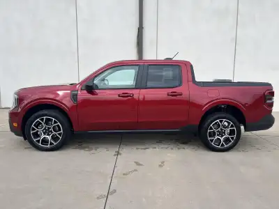New 2026 Ford Maverick Lariat Crew Cab Truck for sale in St. Joseph MO