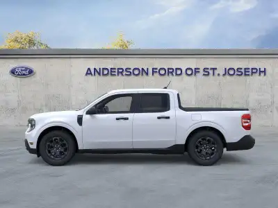 New 2025 Ford Maverick XLT Crew Cab Truck for sale in St. Joseph MO