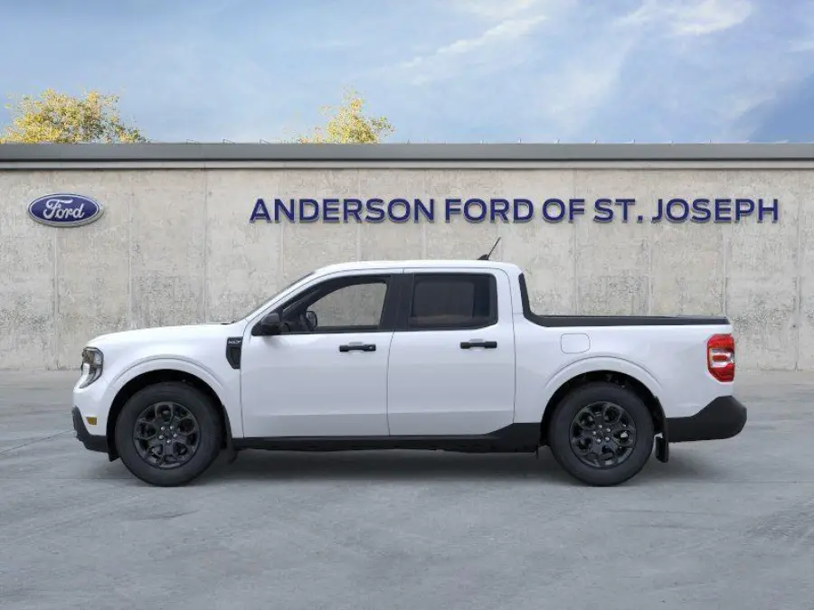 New 2025 Ford Maverick for sale in St. Joseph MO