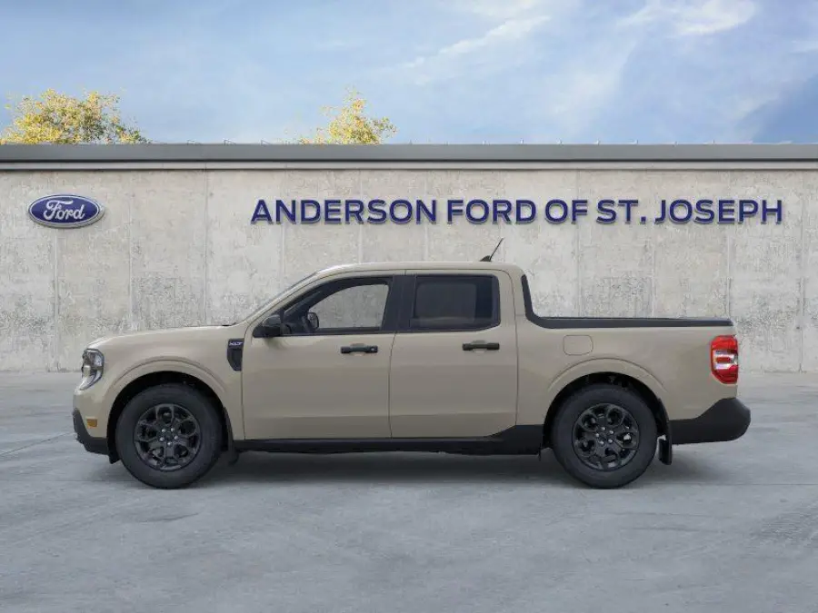New 2025 Ford Maverick for sale in St. Joseph MO