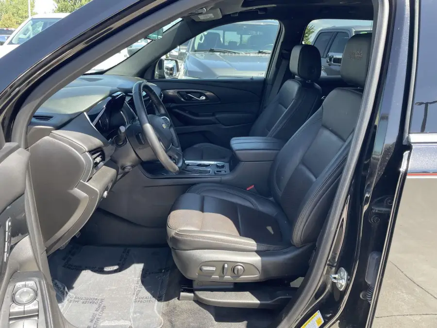 Pre-Owned 2023 Chevrolet Traverse for sale in St. Joseph MO