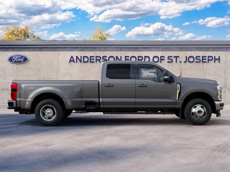 New 2027 Ford Super Duty F-350 DRW for sale in St. Joseph MO