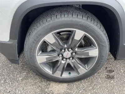 Pre-Owned 2019 GMC Acadia SLT 4 door for sale in Grand Island NE