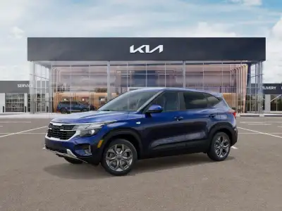 New 2025 Kia Seltos LX SUV for sale in Grand Island NE