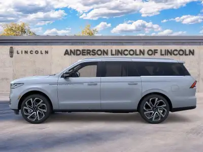 New 2026 Lincoln Navigator L for sale in Lincoln NE
