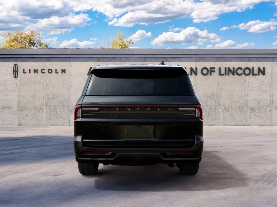 New 2027 Lincoln Navigator L for sale in Lincoln NE