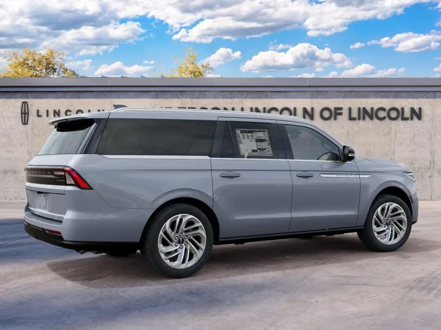 New 2027 Lincoln Navigator L for sale in Lincoln NE